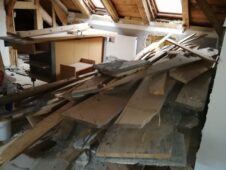Dachbodenentrümpelungen Obermeidling